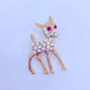 Vintage Rhinestone Deer Brooch